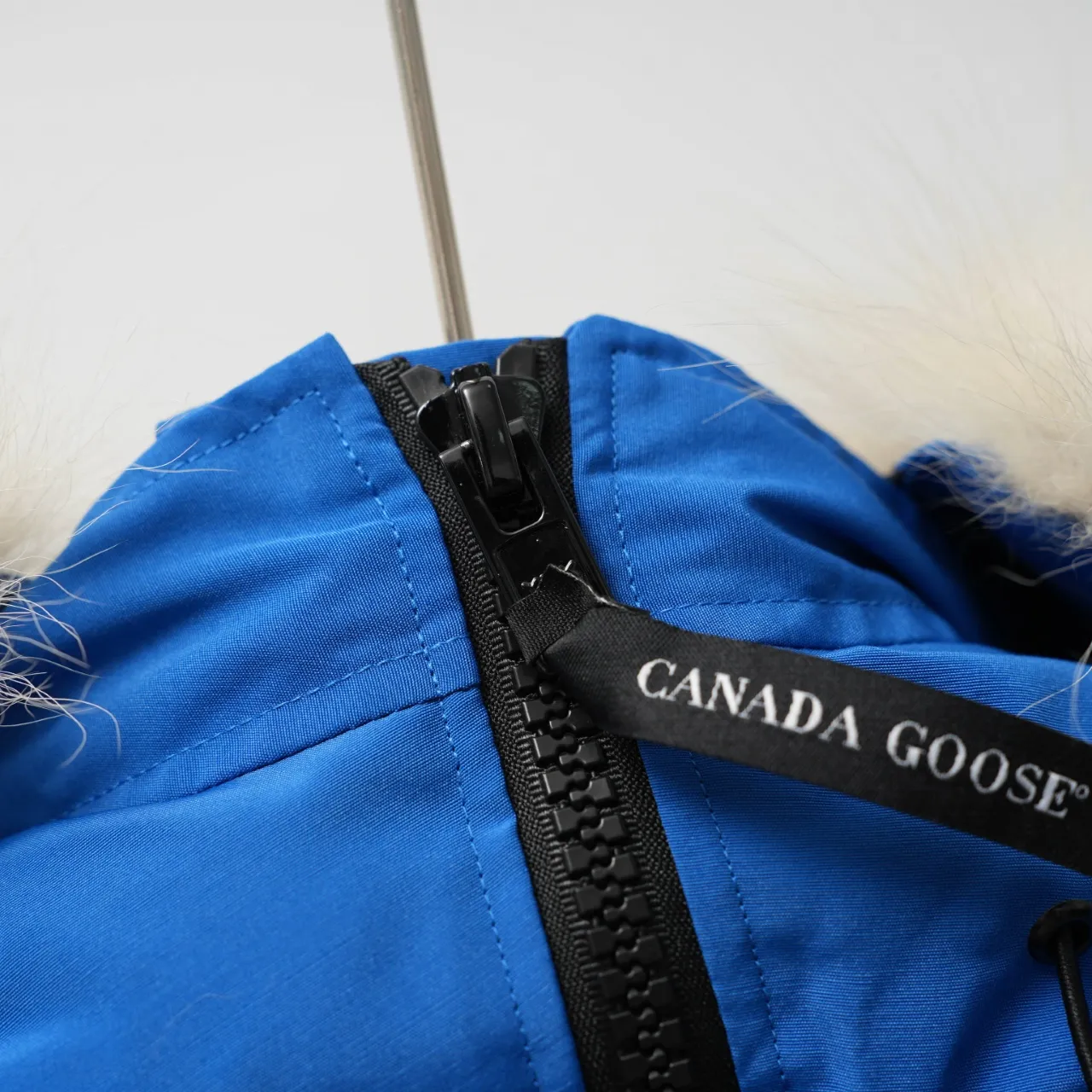 P720 CANADA GOOSE丨Canada Goose 02 hooded fur collar down jacket Color: sky blue Size: XS-XL